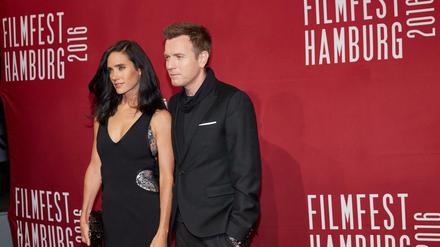 Hollywood in Hamburg. Jennifer Lynn Connelly und Ewan McGregor bei der Eröffnung des 24. Filmfests.