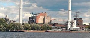 Das nach seinem Konstrukteur Georg Klingenberg benannte Kraftwerk wird 2017 komplett auf Gasbetrieb umgestellt. Das spart viel CO2 – und den Kohletransport über die Spree. 