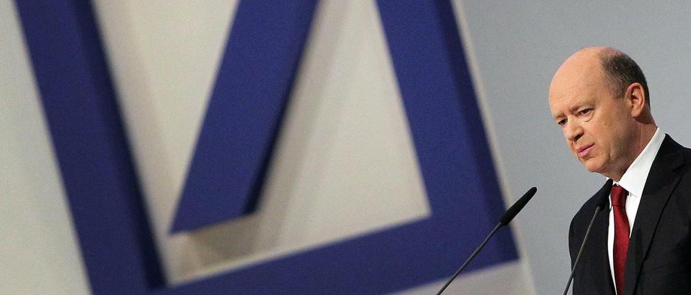 Die Deutsche Bank rutscht immer tiefer in den Strudel negativer Nachrichten.