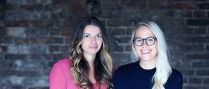Die Gründerinnen von „Edition F“: Nora-Vanessa Wohlert (l.) und Susann Hoffmann.