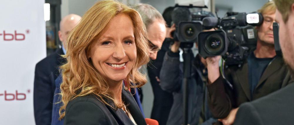 Großbaustelle RBB-Fernsehen: Patricia Schlesinger wurde als Programm-Intendantin an die Spree geholt, um den TV-Bereich aus dem Quotenkeller zu holen.