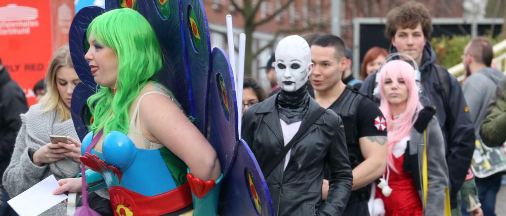 Fein gemacht: Für viele Comic-Con-Besucher gehört die Verkleidung dazu, wie hier im Dezember 2015 in Dortmund.