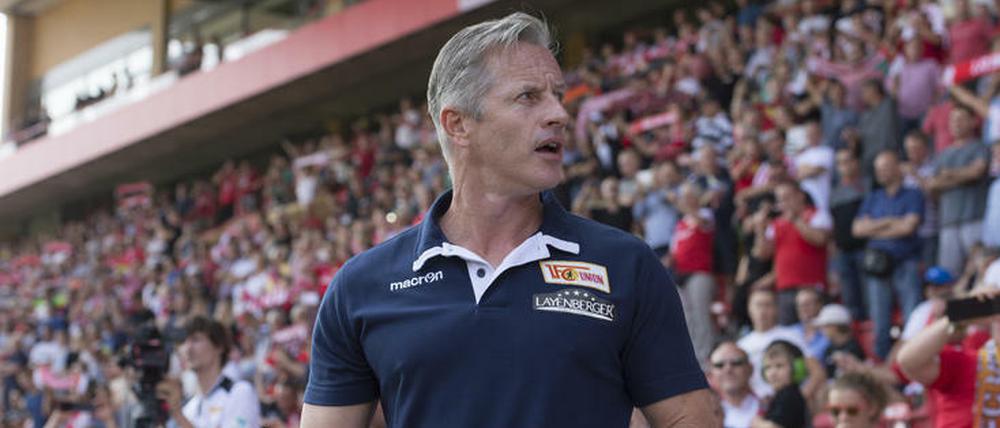 Besser geht immer. Jens Keller weiß, dass nach sieben Spieltagen noch niemand aufgestiegen ist.