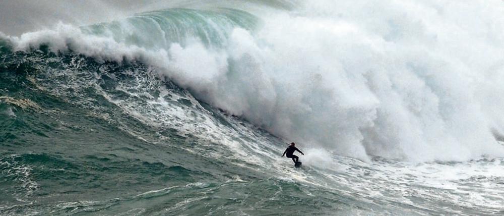 Sebastian Steudtner im portugiesischen Nazaré. 