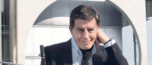 Rolf Kühn am Bundeskanzleramt in Berlin.