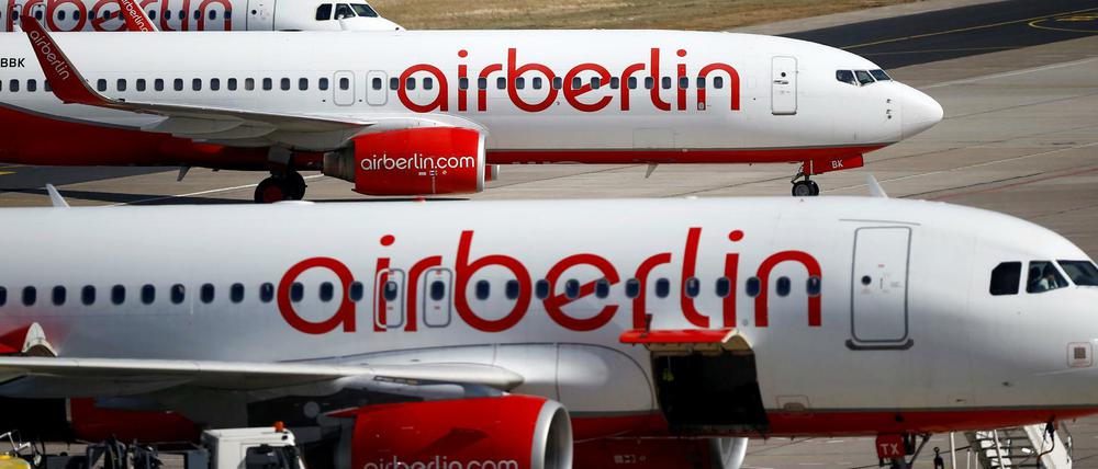 Die Air-Berlin-Flotte soll erheblich schrumpfen, von 140 Flugzeugen auf 75 Maschinen - die jedoch ohnehin alle nur geleast sind.