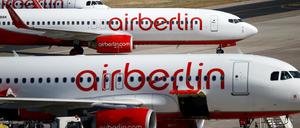 Die Air-Berlin-Flotte soll erheblich schrumpfen, von 140 Flugzeugen auf 75 Maschinen - die jedoch ohnehin alle nur geleast sind.