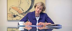 Die britische Regierungschefin May bereitet sich in Birmingham auf ihre Abschlussrede bei Tory-Parteitag vor.
