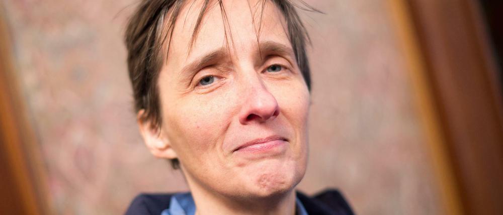Große Literatin. Die schottische Autorin Alison Louise Kennedy.