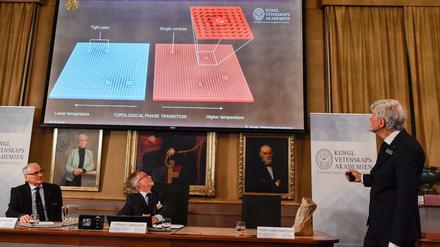Welt in 2D. Thors Hans Hansson erklärt die topologischen Phasenübergänge. +