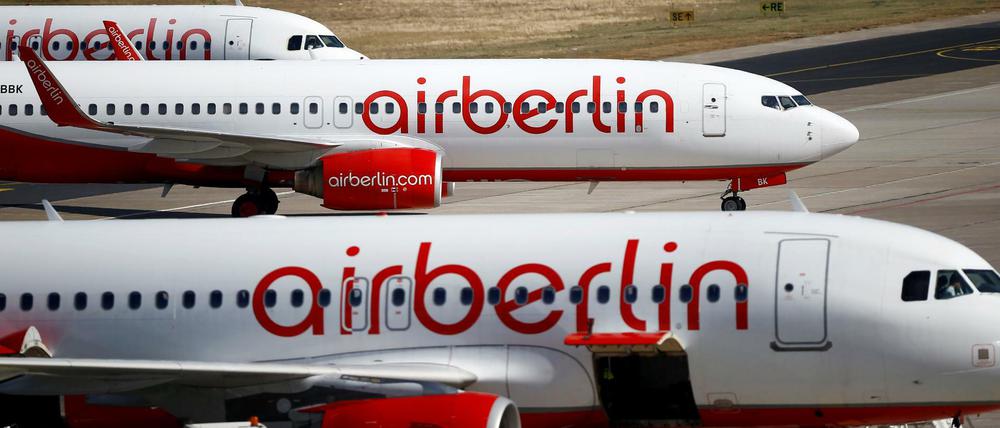 Flugzeuge von Air Berlin in Tegel.