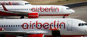 Flugzeuge von Air Berlin in Tegel.