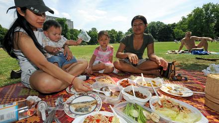"Thaipark" heißt der bei Asiaten beliebte Treffpunkt in Wilmersdorf im Volksmund.