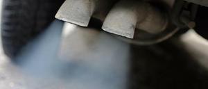 Dieselabgase stinken und belasten die Gesundheit.