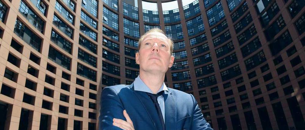 Hang zum Unernst. Martin Sonneborn wollte mit seiner Satire-Partei endlich Inhalte überwinden. Das übernehmen in Brüssel oft andere für ihn. 