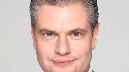 Ingo Hoppe führt die Hörer der RBB-Welle RadioBerlin 88,8 durch den Vormittag. Im RBB-Fernsehen hat er mit Andrea Vannahme die Sendung zur Berlin-Wahl 2016 moderiert.