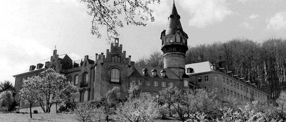 Die Rosenburg am Venusberg in Bonn. Das Anwesen war von 1950 bis 1973 Hauptsitz des Bundesministeriums der Justiz. 