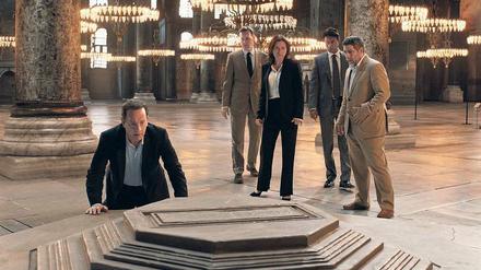 Rätselraten. Tom Hanks als Wissenschaftler Robert Langdon auf der Suche nach der Wahrheit im Markusdom von Venedig.