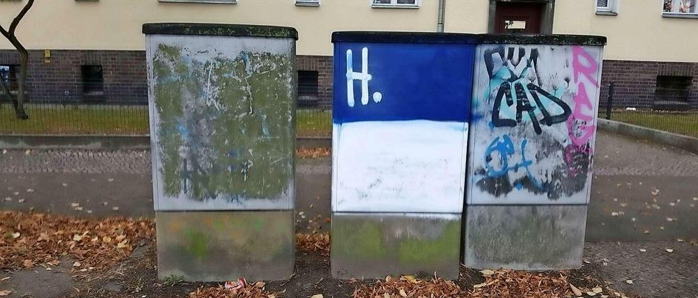 HaHoHe. In Mariendorf haben Hertha-Fans Dutzende von Stromkästen besprüht.