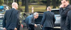 Er steigt aus. Frank Henkel zieht sich aus der Landespolitik zurück. 