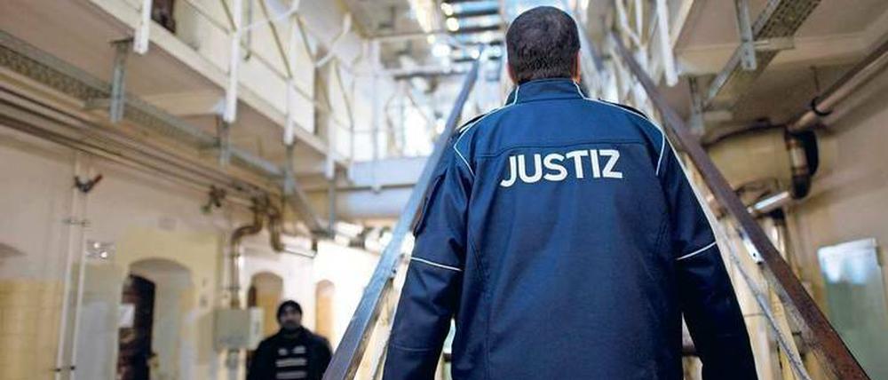 Aufschluss. Für alle Tätigkeiten im Justizvollzug wird Personal gebraucht. 