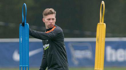 Pause am Dummy. Mitchell Weiser trifft auf seinen Ex-Klub aus Köln. 