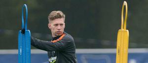 Pause am Dummy. Mitchell Weiser trifft auf seinen Ex-Klub aus Köln. 