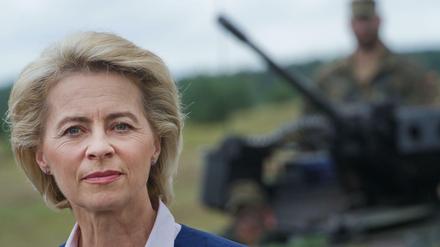 Bundesverteidigungsministerin Ursula von der Leyen (CDU) bei einem Besuch der Panzergrenadierbrigade 41 "Vorpommern" in Torgelow.
