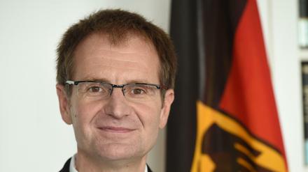 Vor allem Unionsabgeordnete kritisieren den Generalbundesanwalt Peter Frank. Er soll den Fall Albakr zu spät an sich gezogen haben. 