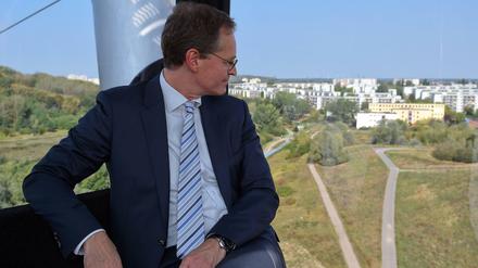 In Quito ist Berlins Regierender Bürgermeister Michael Müller (SPD) Spitze. Bis Dienstag leitet er die deutsche Delegation bei der UN-Siedlungskonferenz Habitat III. 