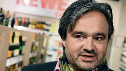 Alain Caparros ist Chef des Rewe-Konzerns und spielt eine entscheidende Rolle im Ringen um Kaiser's Tengelmann. 