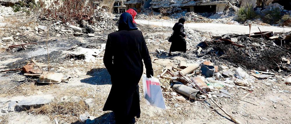Seit Beginn der syrischen Revolution im Jahr 2011 versinkt es in Chaos und Bombenhagel.