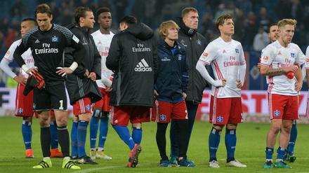 Lange Gesichter beim HSV. Es läuft mal wieder nichts zusammen.