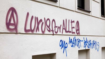 Die Bundesregierung hat für ihren Armutsbericht zum ersten Mal auch das Thema Reichtum intensiv untersuchen lassen. 