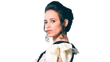 Power-Prinzessin. Als ihr Debütalbum fertig war, packte Joyce Muniz ihre Sachen und zog von Wien nach Berlin.