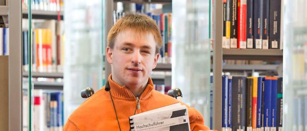 Hochschulen fordern Verbesserungen für Studierende mit Behinderung.