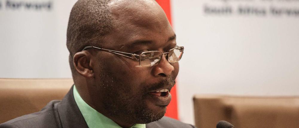 Südafrikas Justizminister Michael Masutha bestätigt den Austritt seines Landes aus dem Internationalen Strafgerichtshof.