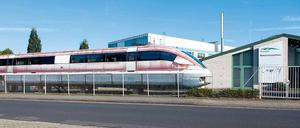 Ausgebleicht. Einen traurigen Eindruck macht der einstige Stolz der deutschen Industrie.