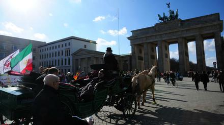 Der 19-Jährige Shaas Al-M. soll unter anderem das Brandenburger Tor als potentielles Anschlagsziel ausgespäht haben. 