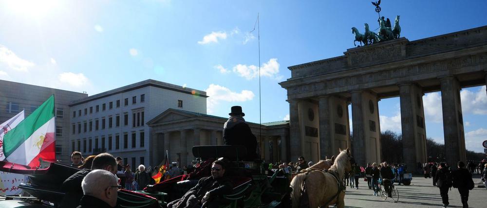 Der 19-Jährige Shaas Al-M. soll unter anderem das Brandenburger Tor als potentielles Anschlagsziel ausgespäht haben. 