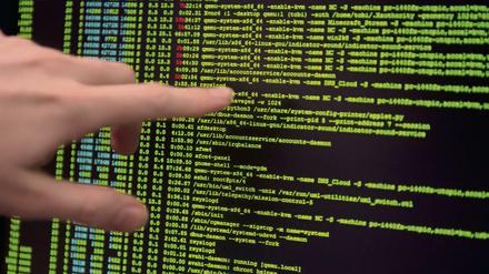 Angriff aus der Waschmaschine? Im Internet der Dinge werden Milliarden technischer Geräte vernetzt. Das birgt auch Gefahren für die Internet-Sicherheit, wie der jüngste Hackerangriff zeigte. 