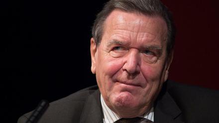  Altkanzler Gerhard Schröder (SPD) spricht am 23.10.2016 in Göttingen. 
