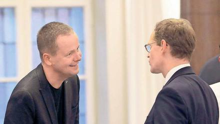 Auf in die nächste Runde. Der Linke Klaus Lederer und Michael Müller (SPD) sind bereit für die Verhandlungen.