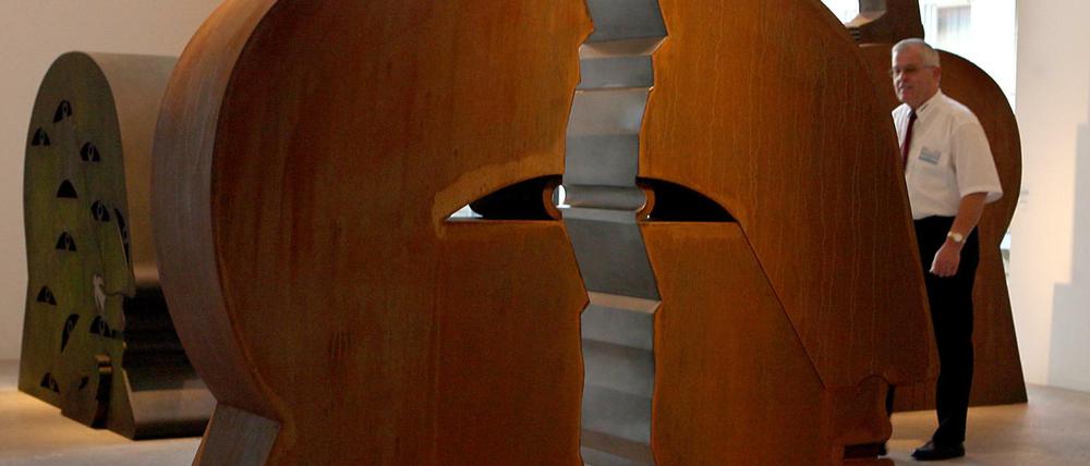 Stahlskulptur «Spaltkopf - Variante B» (1975/76) von Horst Antes