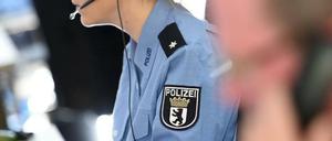 Notruf? Bitte haben Sie Geduld! Auch Notfälle haben bei der Berliner Zeit Wartezeiten.