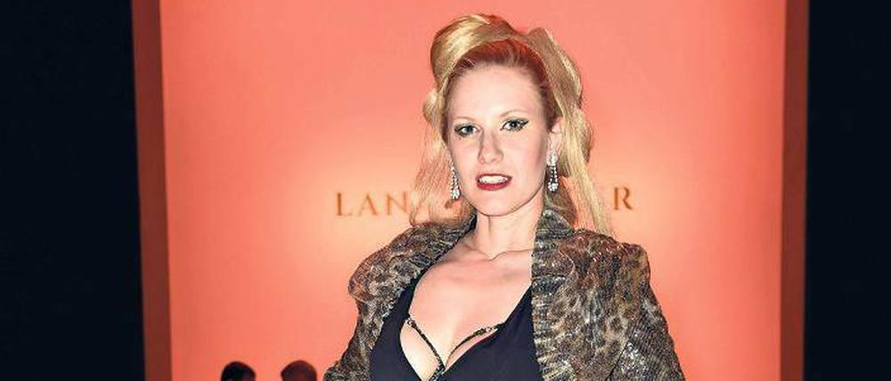 Marlene von Steenvag mag es, mit ihrer Weiblichkeit zu kokettieren. 