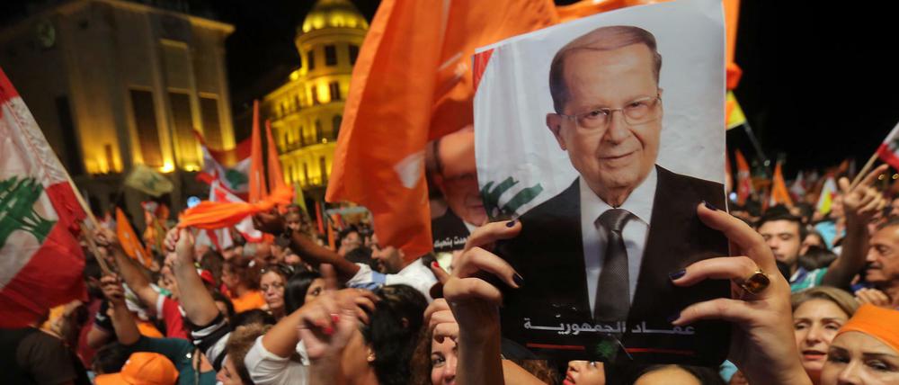Großer Jubel. In Beirut feiern Anhänger von Michel Aoun dessen Wahl zum Präsidenten.