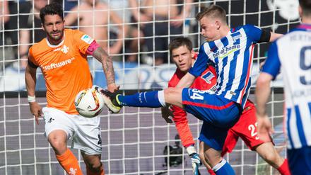 Der 19-jährige Maximilian Mittelstädt soll gegen Gladbach in Herthas Startelf stehen.