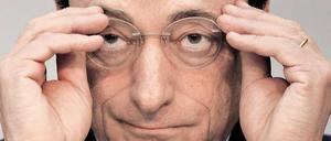 Mario Draghi. Finanzminister Wolfgang Schäuble (CDU) gab dem Italiener sogar eine Mitschuld am Aufstieg der AfD. 