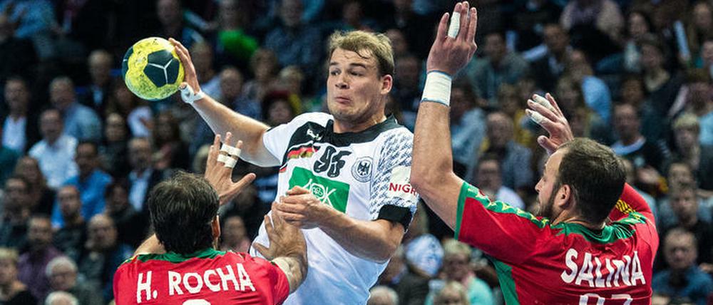 Paul Drux von den Füchsen feiert mit Deutschland einen klaren Sieg zum Quali-Auftakt.